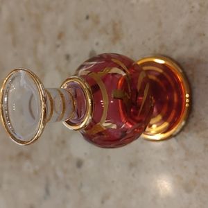 Glass purfume bottle